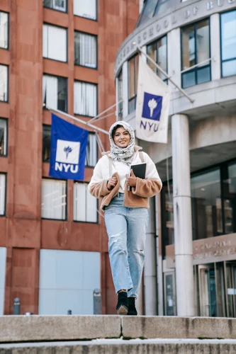 纽约大学 NYU · 校园实拍配图